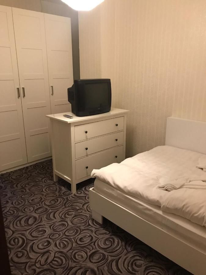 Гостевой дом Casa Ghetu Fundeni Бухарест-20